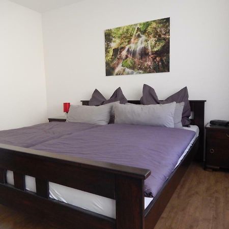 Free Apartment - Bei Den Thermen Bad Urach Kültér fotó