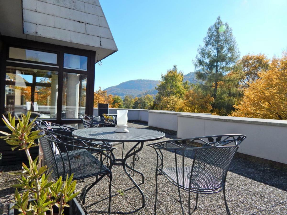 Free Apartment - Bei Den Thermen Bad Urach Kültér fotó