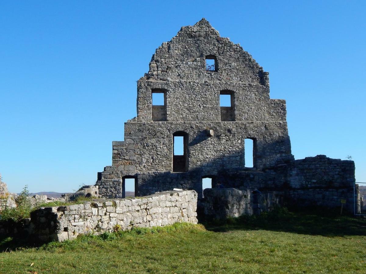 Free Apartment - Bei Den Thermen Bad Urach Kültér fotó