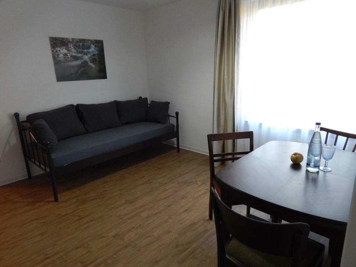 Free Apartment - Bei Den Thermen Bad Urach Kültér fotó