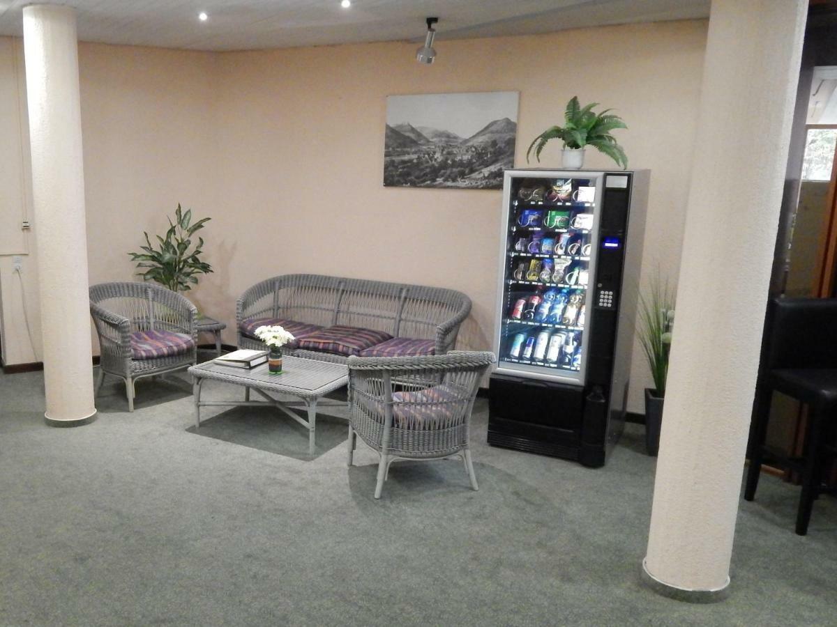 Free Apartment - Bei Den Thermen Bad Urach Kültér fotó